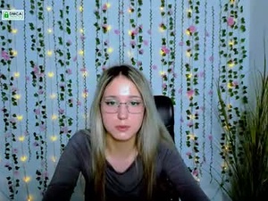 Screenshot from crystal_monroe_ webcams