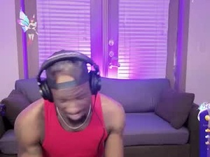 Screenshot from crystalclearstud webcams