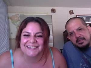 Screenshot from cum2mami webcams