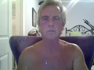 Screenshot from cumngetit910 webcams