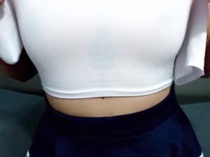 Screenshot from cute_lioria webcams