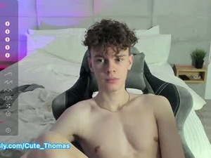 Screenshot from cute_thomas webcams
