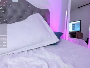 Screenshot from cutesofiaa webcams