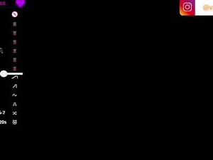 Screenshot from d3m0ny0_0 webcams