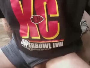 Screenshot from daddydic120402 webcams