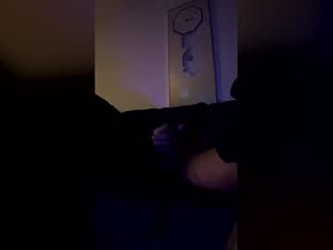 Screenshot from daddyleebbc webcams