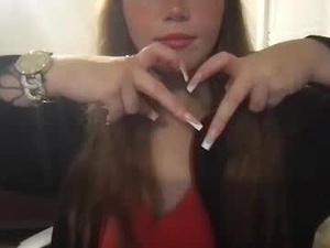 Screenshot from daddys_lil_dollhouse webcams