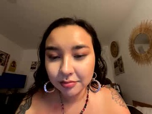 Screenshot from daggerlilyxo webcams