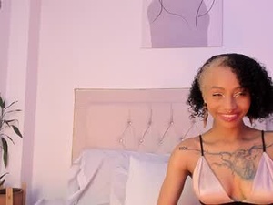 Screenshot from daiana_curly webcams