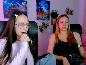 Screenshot from dakota_breeze webcams