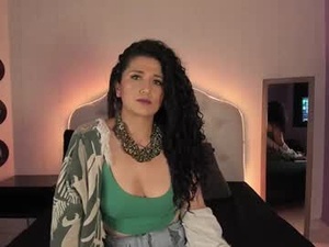 Screenshot from dakota_rainbow22 webcams