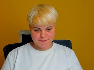 Screenshot from dakota_ta_ webcams