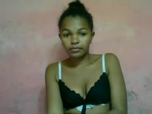 Screenshot from daliiaa webcams