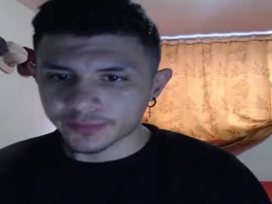 Screenshot from damiansexyboy69 webcams