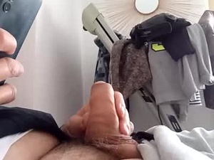 Screenshot from dan734058 webcams