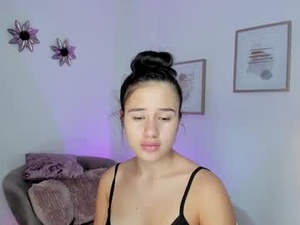 Screenshot from danaa_rouse webcams