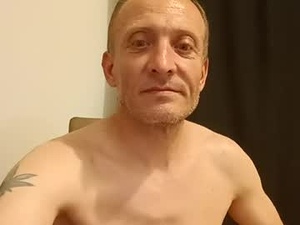 Screenshot from dani517052 webcams