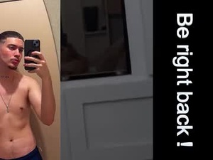 Screenshot from daniborbon1 webcams