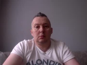 Screenshot from daniel0028 webcams