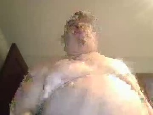 Screenshot from daoneuwant96 webcams