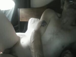 Screenshot from dara844878 webcams