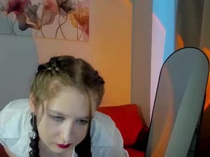 Screenshot from dark__wind webcams