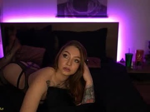 Screenshot from dark_alure webcams