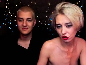 Screenshot from darkdominsmoke webcams