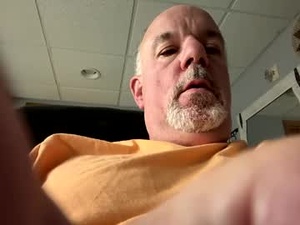 Screenshot from darknite083072 webcams