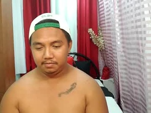 Screenshot from davidhotdesire webcams