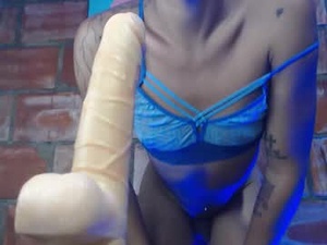 Screenshot from dayana_figueroats webcams