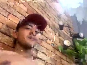 Screenshot from dazo_vnzl1 webcams