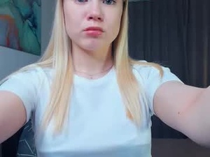 Screenshot from debbraalce webcams