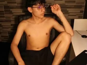 Screenshot from deilan_wolf webcams