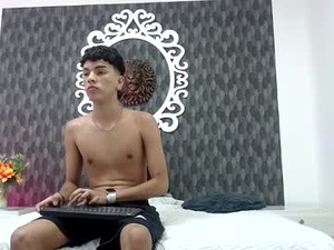 Screenshot from dereck_london06 webcams