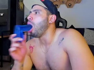Screenshot from dereck_vega webcams