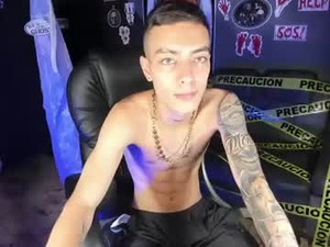 Screenshot from dereckk_boy88 webcams