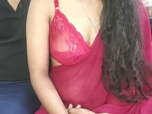 Screenshot from desicoupleshow webcams