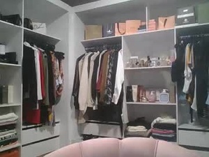 Screenshot from desyreeclair webcams