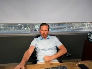 Screenshot from dfwhungdaddy webcams