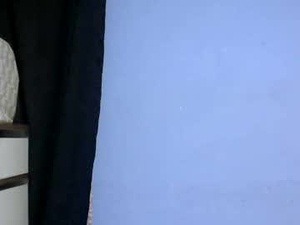 Screenshot from diana_larossa webcams