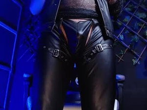 Screenshot from dicaprioo_ webcams