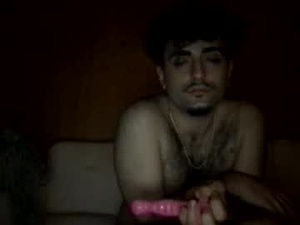 Screenshot from dii444 webcams