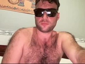 Screenshot from dilldobaggins webcams