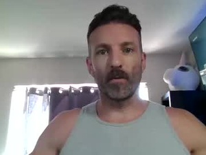 Screenshot from dirty_birdy_ webcams