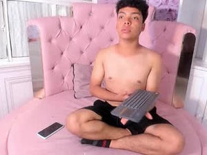 Screenshot from dirtymike69_ webcams
