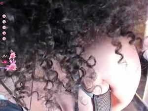 Screenshot from diskiisabella webcams
