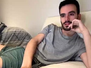 Screenshot from divan1000 webcams