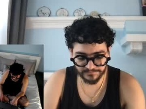 Screenshot from diveinandworship webcams