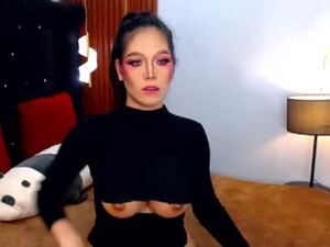 Screenshot from dominantgoddessontop webcams